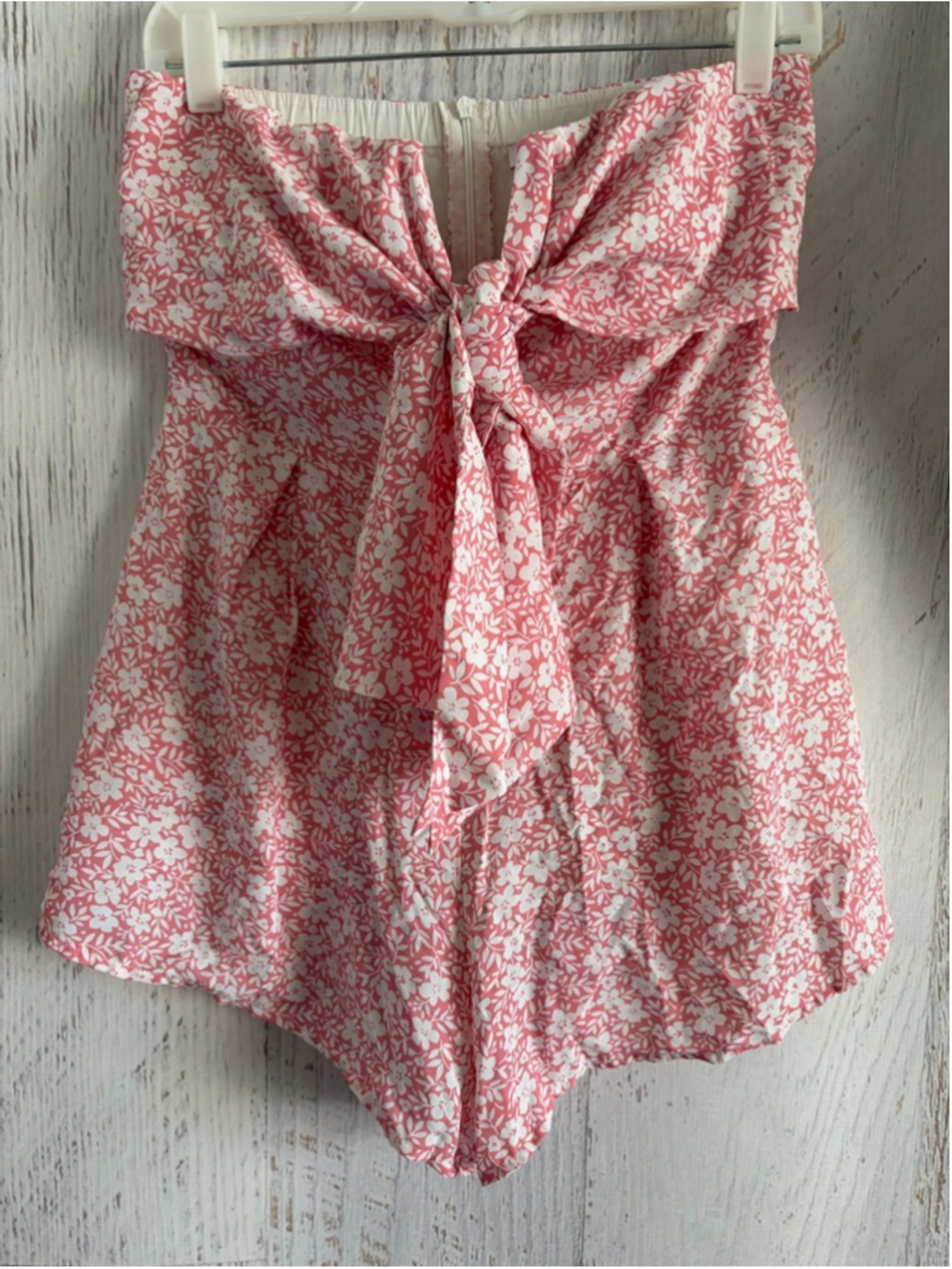 Women's Pink Lily Pink White Floral Strapless Romper M